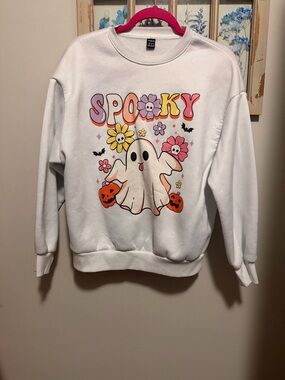 SHEIN White Crewneck Sweatshirt with Black Label